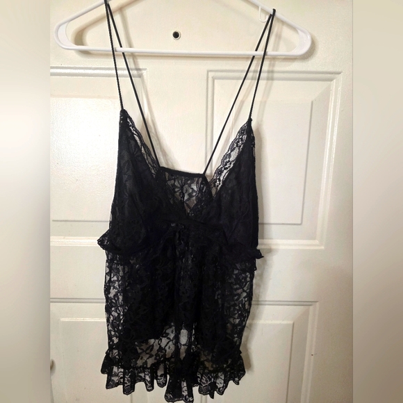 Black Lace Lingirie Cami Top Size Medium - Picture 1 of 5